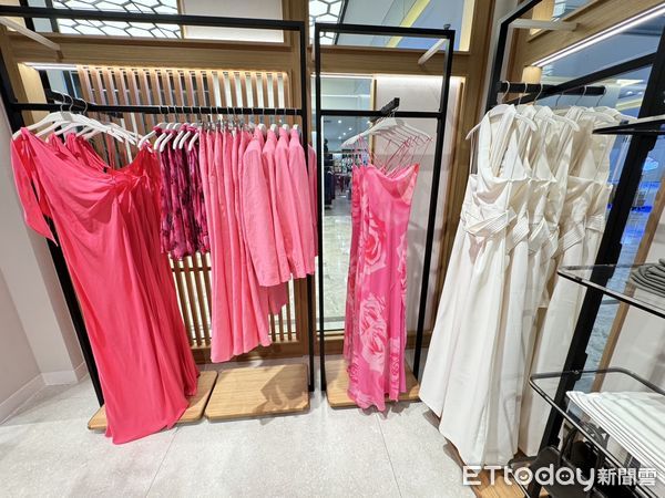 ▲西班牙流行服飾女裝品牌MANGO，18日於南紡購物中心A1館1F盛大開幕，打造全台首家地中海風情品牌形象店。（圖／記者林東良攝，下同）