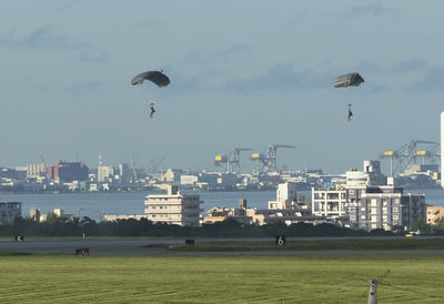 日本女老師離奇遭「直升機強風」捲倒身亡！　美軍調查結果曝