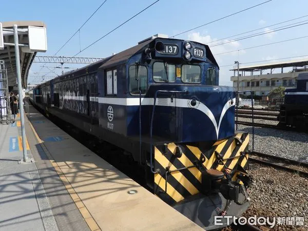 ▲▼台鐵「藍皮解憂號」與日本四國「藍吉野川觀光小火車」締結姊妹車輛協定。（圖／台鐵公司提供）