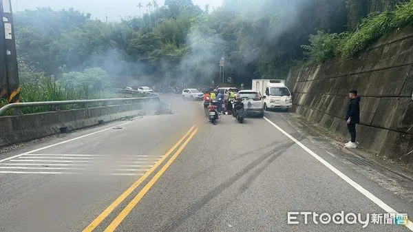 ▲台7線發生機車擦撞休旅車事故，騎士命危送醫急救。（圖／記者陸運陞翻攝）