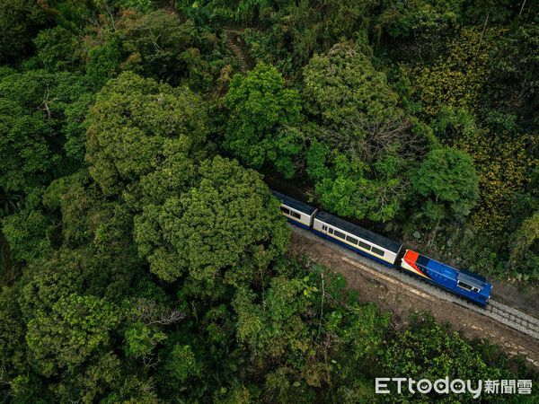 ▲▼  栩悅號、福森號兩列車 將委由雄獅旅行社營運6年 。（圖／林鐵及文資處提供）