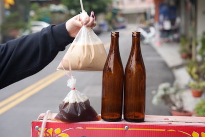 70年古早味「酒瓶紅茶」嘉義人也愛喝！只有紅茶跟紅茶牛奶超搶手