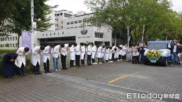 ▲慈濟大學模擬手術，包含國防部軍醫局共181位醫師參與。（圖／慈濟大學提供，下同）