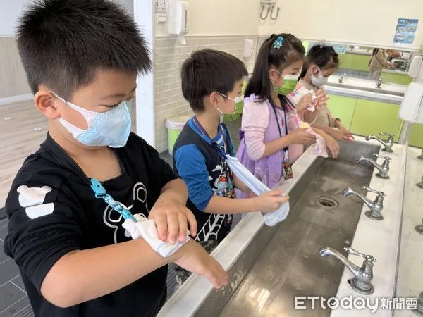 ▲防腸病毒幼童落實勤洗手。（圖／彰化縣衛生局提供）