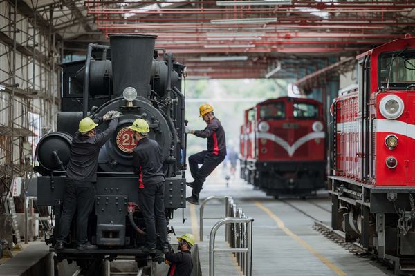 ▲▼聞名世界的「阿里山蒸汽火車Shay21號」是台灣重要文化資產，逾百歲的它今年初重新上路。（圖／文總提供）