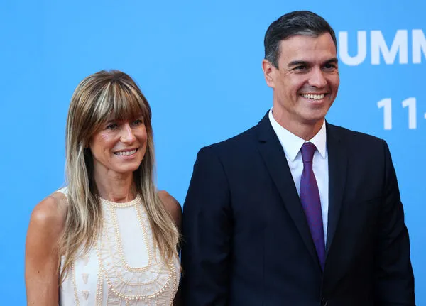 ▲▼西班牙總理桑傑士（Pedro Sanchez）與夫人戈梅茲（Begona Gomez）。（圖／路透）