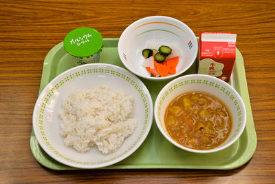 營養午餐牛奶「味道怪怪」！　日本600學生喝了肚子痛、腹瀉