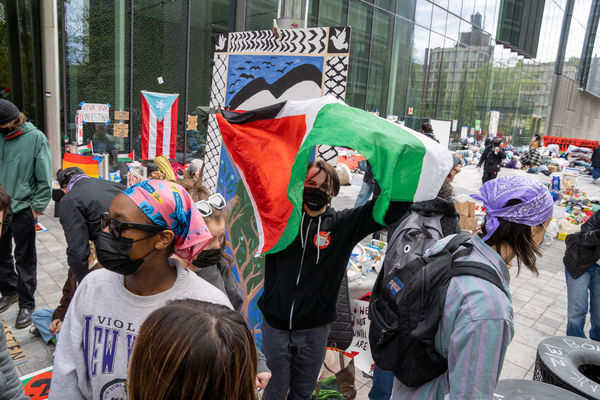 ▲▼美國紐約大學挺巴勒斯坦示威。（圖／路透）