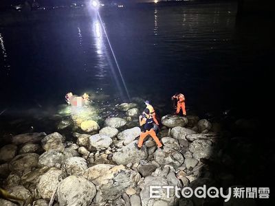 台東富岡漁港釣客落海　岸海聯合救援送醫
