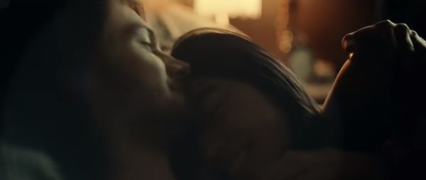 ▲▼木村光希演出冰島電影《Touch》，與男演員有激情床戲。（圖／翻攝自YouTube）