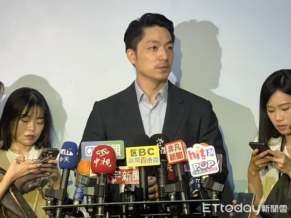 ▲▼蔣萬安出席113年北市府模範員工表揚典禮。（圖／記者陳家豪攝）