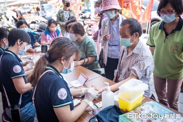 ▲▼   衛生福利部嘉義醫院新聞稿嘉醫攜手配南宮 免費健康篩檢加碼義診 關心社區健康  。（圖／嘉義醫院提供）