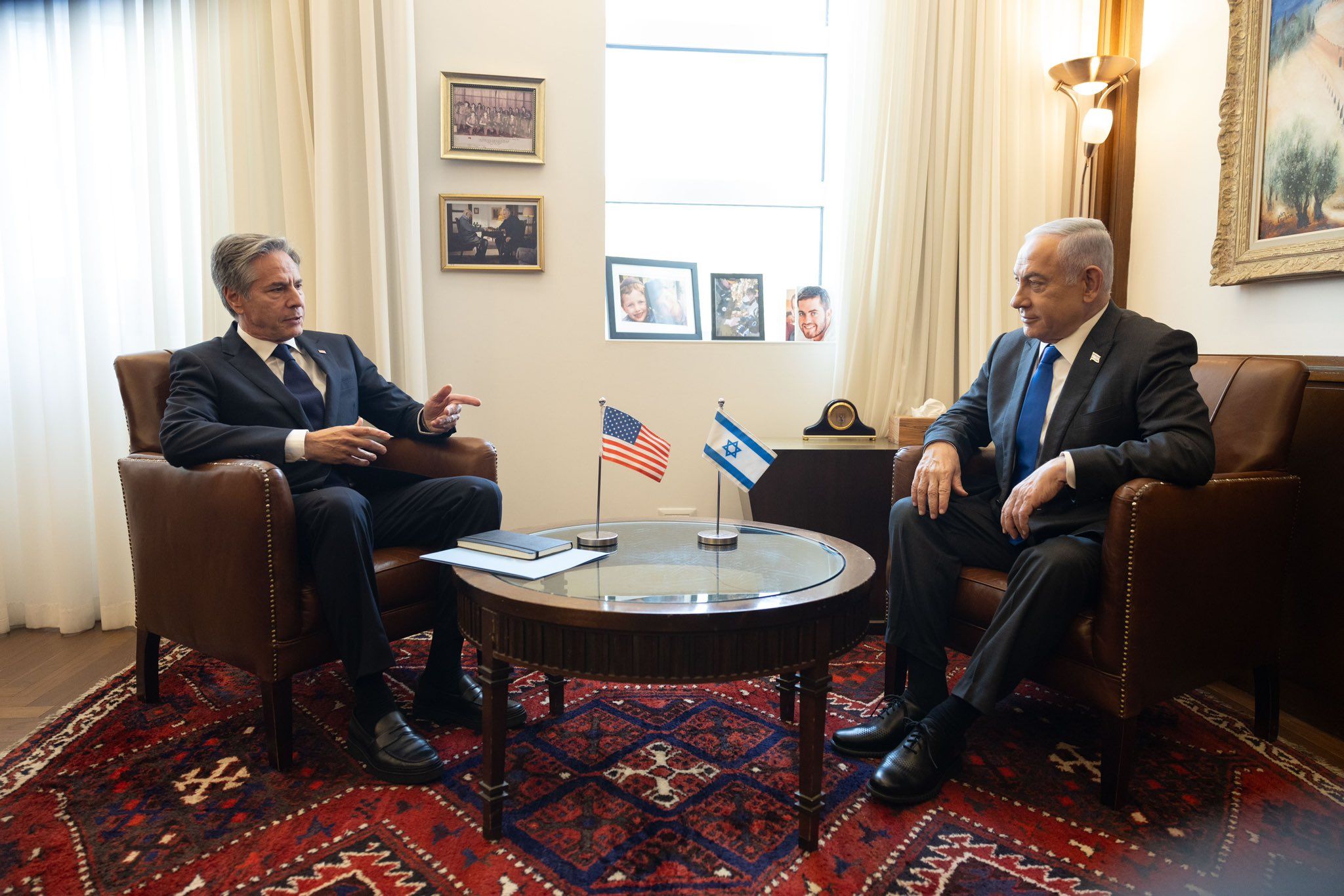▲美國國務卿布林肯與以色列總理納坦雅胡會談。（圖／翻攝X）