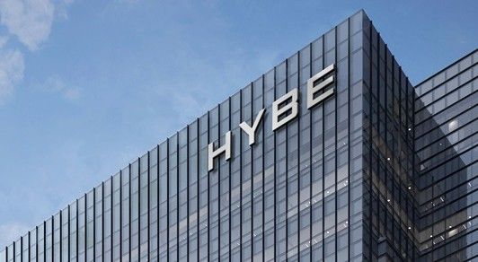 [新聞] HYBE控NewJeans造型師「審訊5小時」！