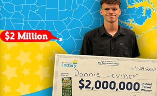 第一次買彩券就中獎　18歲男「靠直覺」刮出6千萬大獎嗨爆。（圖／翻攝自NC Education Lottery）