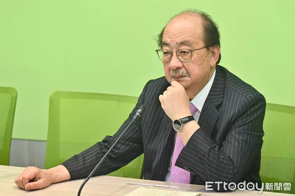 ▲▼立委柯建銘出席民進黨立院黨團記者會。（圖／記者李毓康攝）