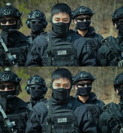 ▲▼南韓陸軍臉書粉專公開BTS成員V身著反恐隊服的帥氣模樣。（圖／翻攝自臉書）