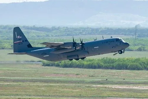 ▲▼C-130J運輸機。（圖／美國空軍）