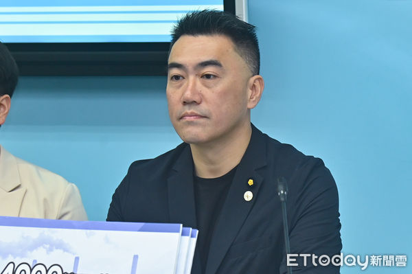 ▲▼立委林沛祥出席國民黨立院黨團召開「撥補4000億 造就減碳世界排名倒數 錯誤能源政策還是不改？」記者會。（圖／記者李毓康攝）