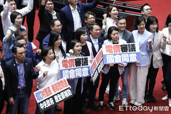 ▲立法院院會，朝野三黨表決多項提案，國民黨皆佔多數優勢。（圖／記者林敬旻攝）