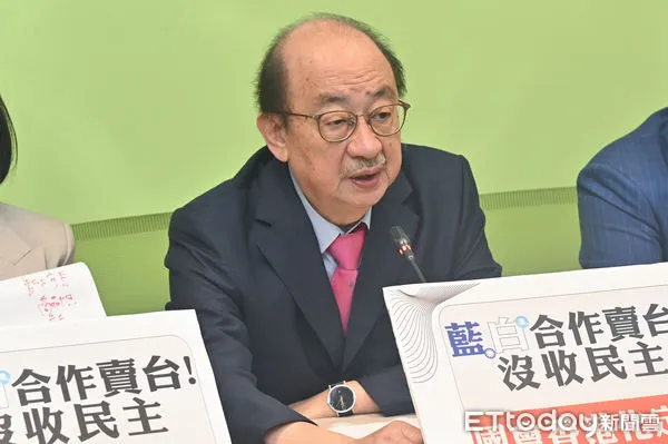 ▲▼立委柯建銘出席民進黨立院黨團記者會。（圖／記者李毓康攝）