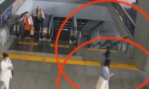 ▲▼  多看一眼，善心女拯救走失童           。（圖／翻攝 澎湃新聞）