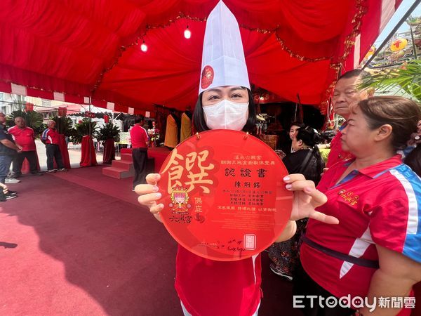 ▲▼  溪北六興宮百匯呈現感謝神恩   。（圖／記者翁伊森攝）