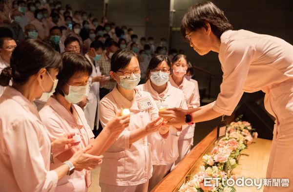 ▲成大醫院護理部提前於5月8日，舉辦「國際護師節慶祝大會」，期待護理人能透過不同的視角，綻放護理之光，帶來可觀的經濟和社會效益。（圖／記者林東良翻攝，下同）