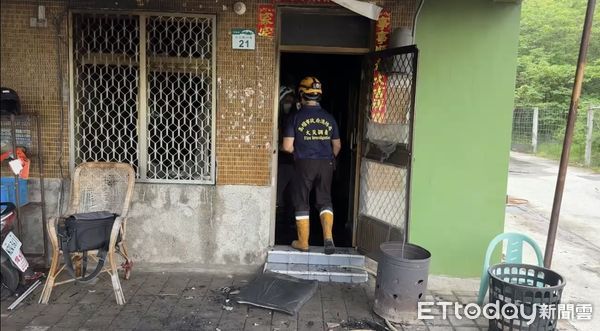 ▲▼高雄詭異火警！男二度引火害同住哥嗆傷送醫　自己也「燒成焦屍」。（圖／記者吳世龍翻攝）