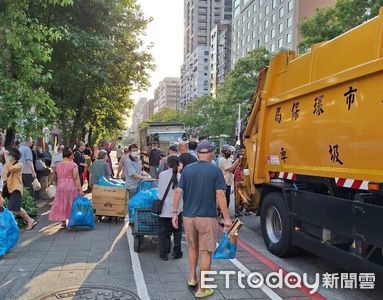 不讓民眾追著垃圾車跑！環境部再補助11縣市試辦「定時定點收運」