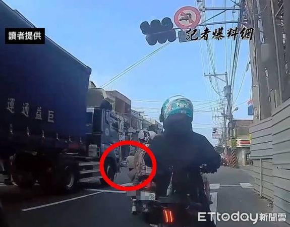 恐怖畫面曝！彰化女小跑步過馬路　慘遭剛起步大貨車輾斃