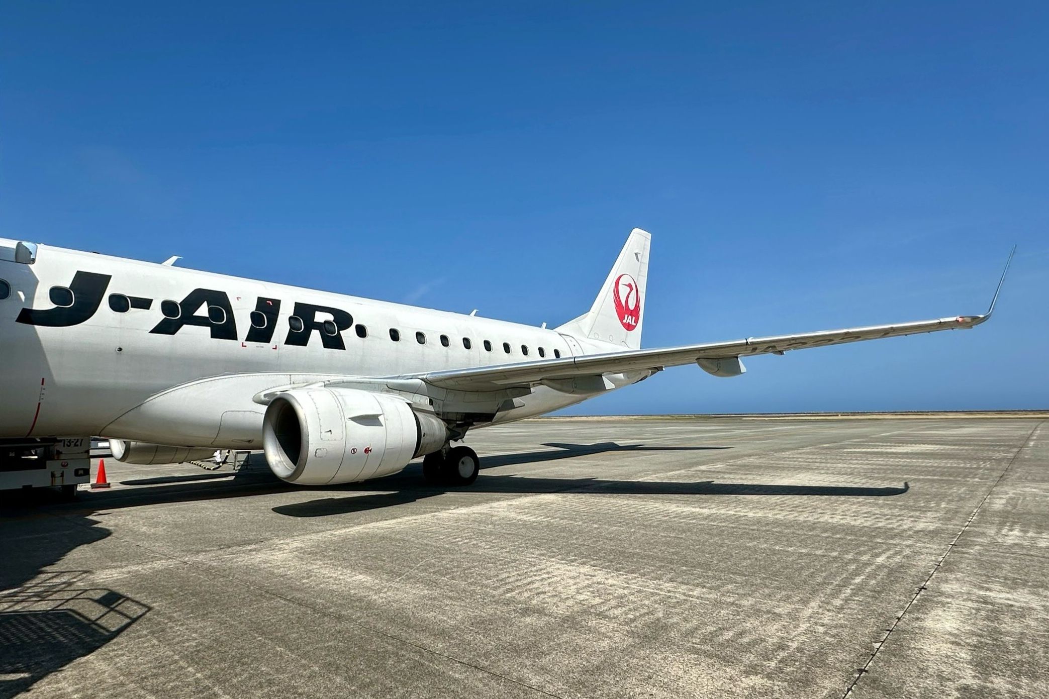 ▲▼  日本航空子公司J-Air（ジェイエア）客機。（圖／翻攝自X／@JAIR_officialjp）