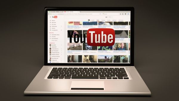 網友指出關閉YouTube的自動播放功能後，播放影片時全程無廣告。（示意圖，pixabay）