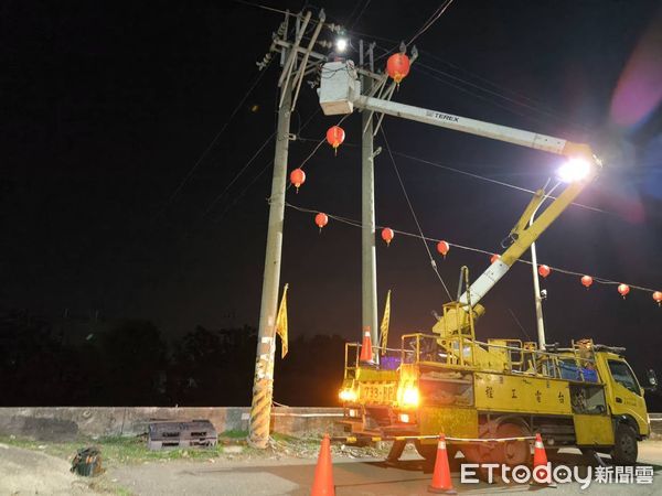 ▲▼高雄林園晚間停電。（圖／記者賴文萱翻攝）