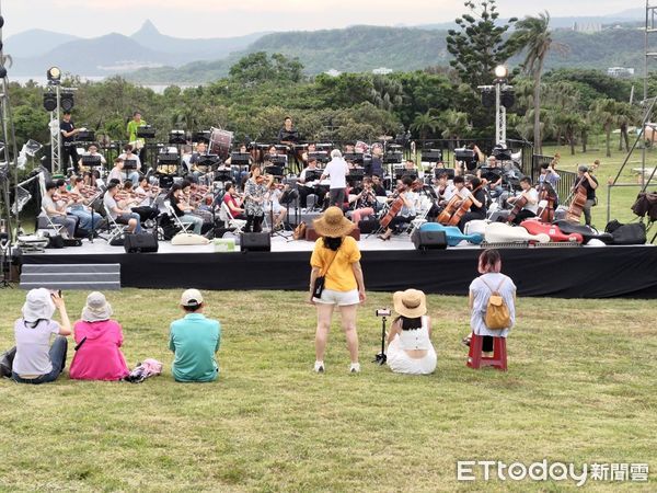 ▲墾管處5月18日日下午於鵝鑾鼻公園入口草原舉辦「山青海闊-燈塔草地音樂會」            。（圖／墾管處提供，下同）