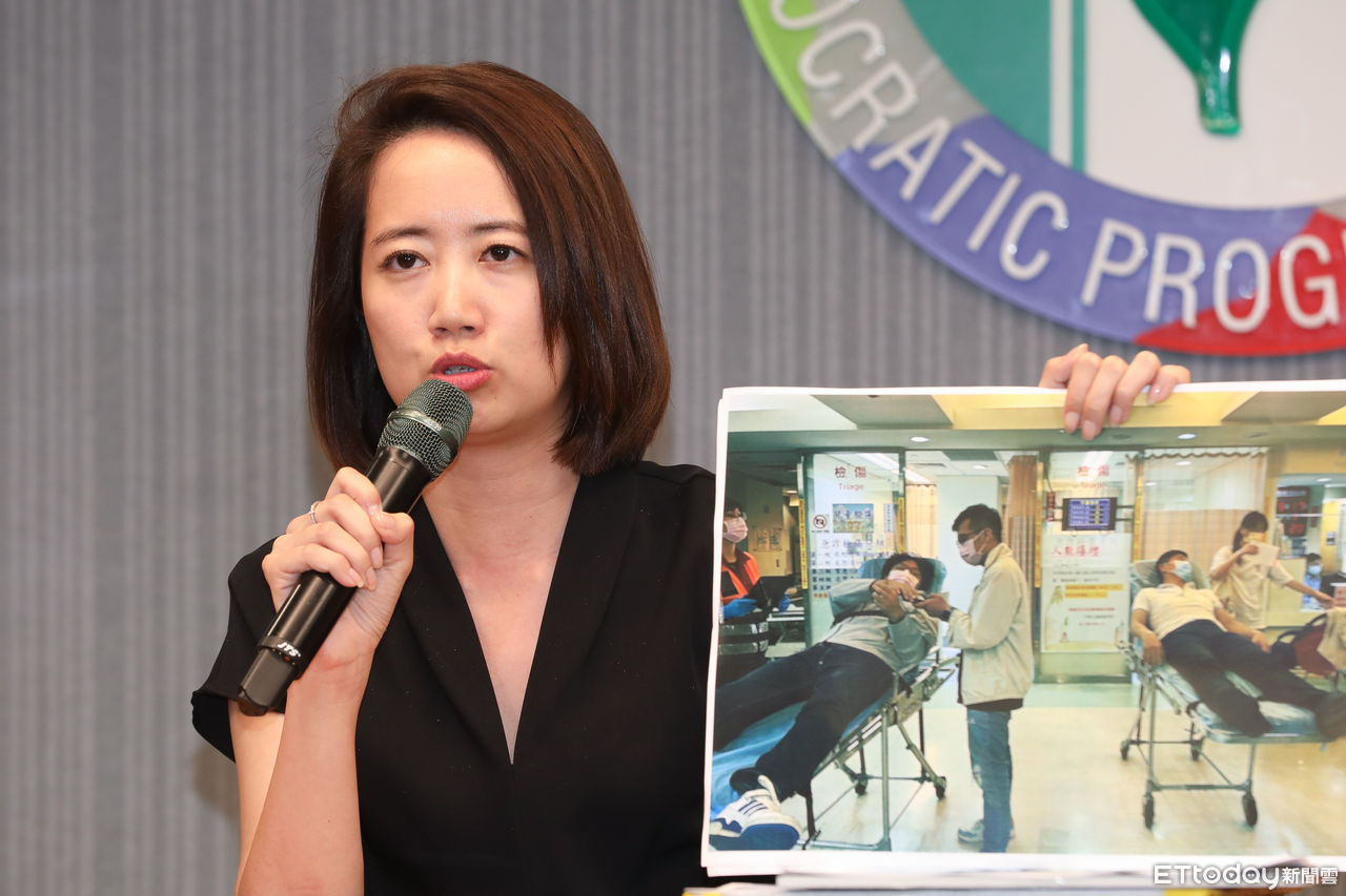 卓冠廷、戴瑋姍將辭民進黨發言人　接任名單曝光