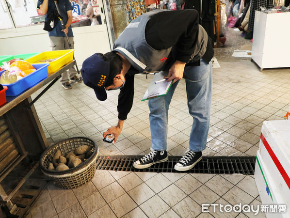 ▲▼ 嘉義縣公有市場、產業園區、亞創中心全面巡檢防治登革熱   。（圖／嘉義縣政府提供）