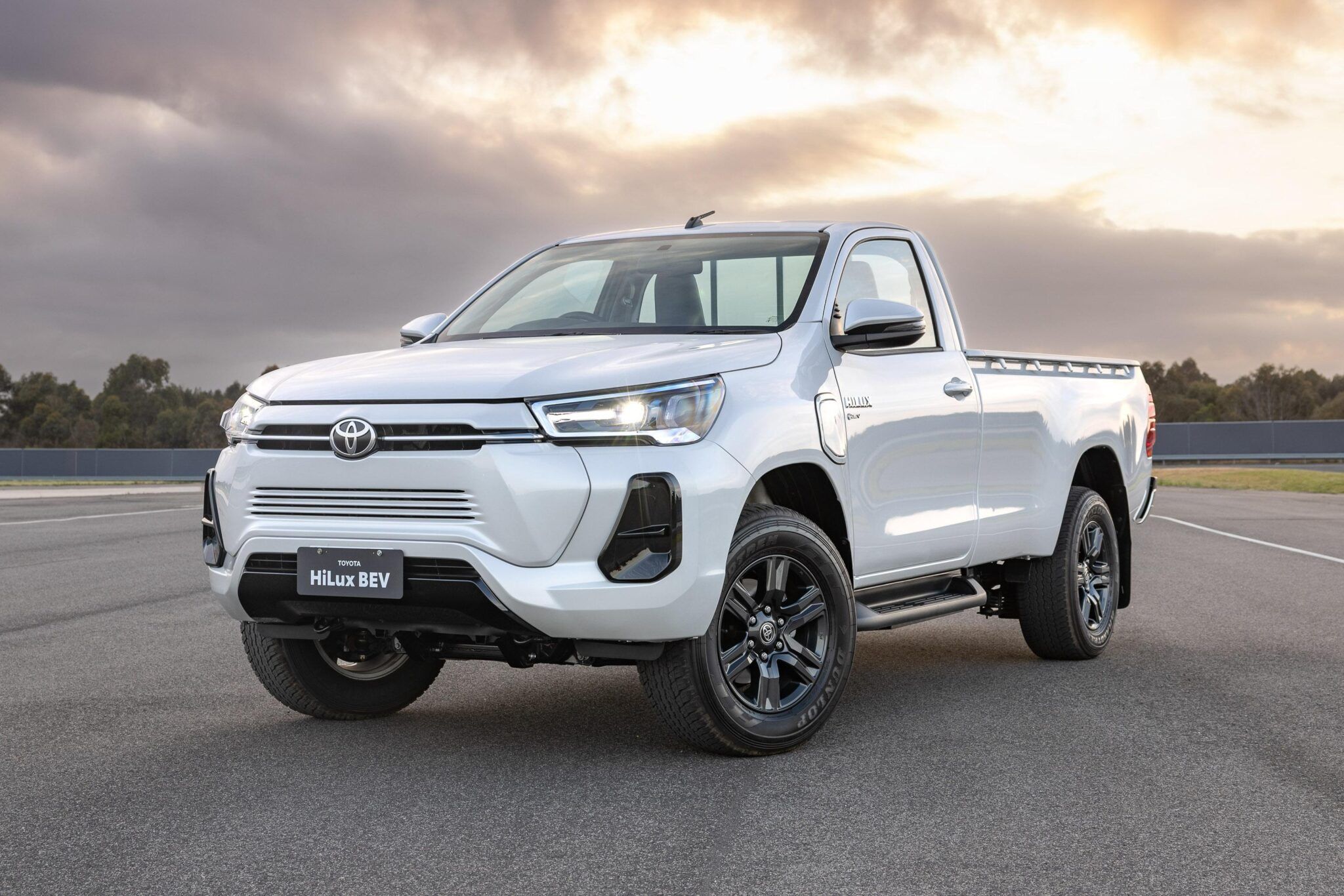 ▲TOYOTA確認Hilux將推全新電動版！（圖／翻攝自TOYOTA）