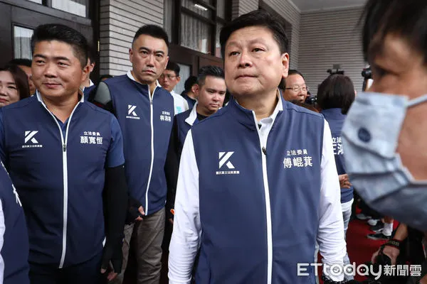 ▲國民黨黨團總召傅崐萁。（圖／記者林敬旻攝）