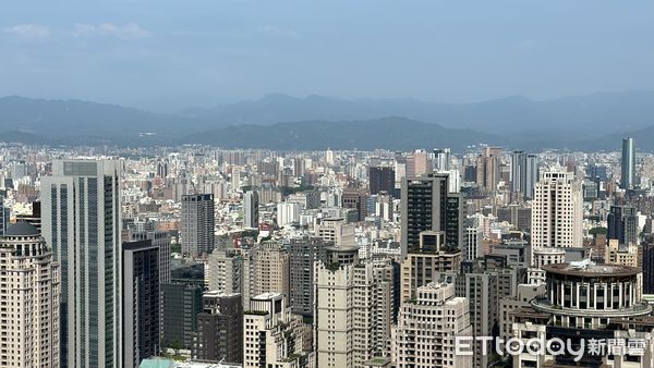 ▲▼七期鳥瞰,市政路鳥瞰,房市鳥瞰,台中鳥瞰             。（圖／記者陳筱惠攝）