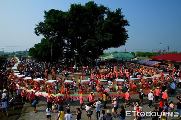 ▲台灣第一香的「國家重要民俗」西港香將展開盛大的3日香遶境活動，「2024台南香科年-魚頭君追香去」集章抽獎活動將持續到6/30，共有55個價值破千元獎項，歡迎大家踴躍來集章。（圖／記者林東良翻攝，下同）