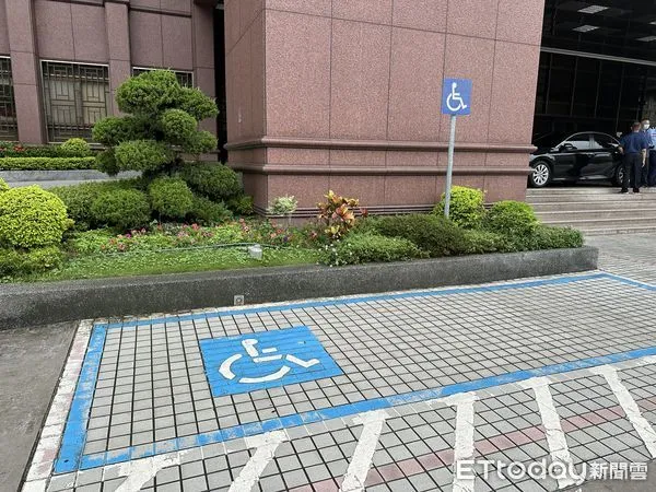 ▲▼ 身心障礙停車格。（示意圖／記者劉昌松攝）