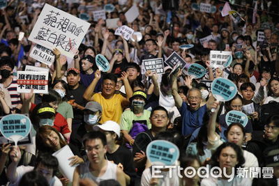 網PO蹭立院集會物資「戰績」 她嘆:把別人奉獻的精神當理所當然