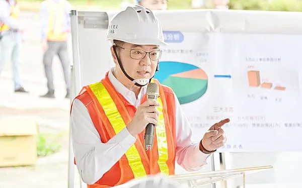 ▲行政院長卓榮泰今天上午視察台電桃園供電作業時表示，安全穩定的供電，是政府對人民的承諾。（圖／行政院新聞傳播處提供）