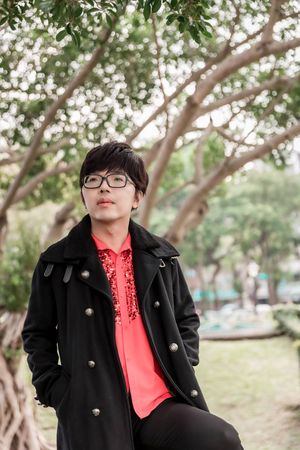 ▲▼ 有「台灣胡夏」美譽的歌手林汝佑，推出單曲《幸福的糖仔》。（圖／音圓唱片提供）