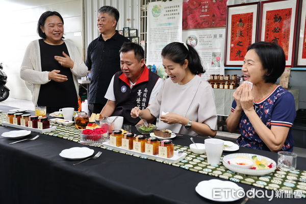 ▲埔里鎮「玫開四度」食用玫瑰園獲世界柑橘果醬賽3項金獎。（圖／南投縣政府提供）