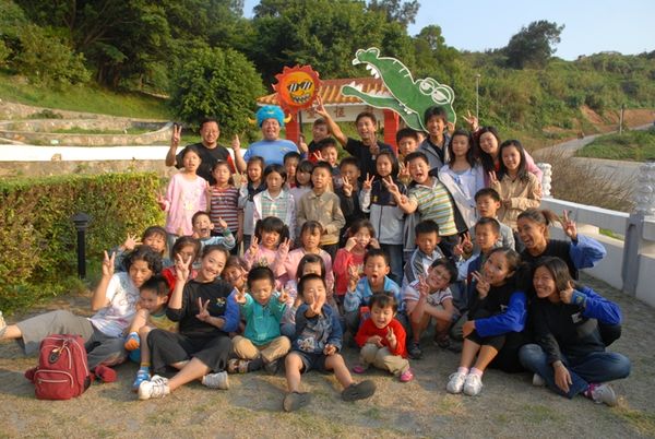 ▲▼紙風車劇團曾在17年前的「「319鄉村兒童藝術工程」登上馬祖演出。（圖／紙風車劇團提供）