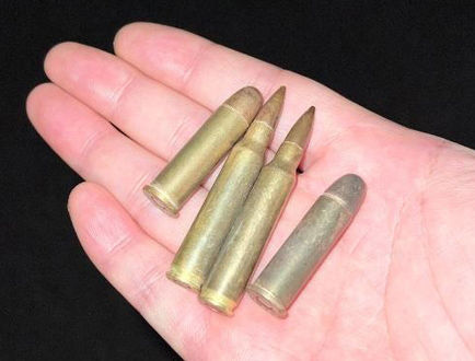 ▲▼南韓仁川永宗島海邊發現42顆子彈。（圖／翻攝自韓網）