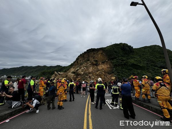 ▲▼基隆潮境公園前警消抵達。（圖／記者徐文彬攝）