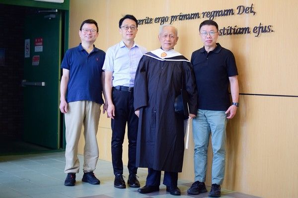 ▲年近90拿碩士，周義祥創中原大學畢業生紀錄